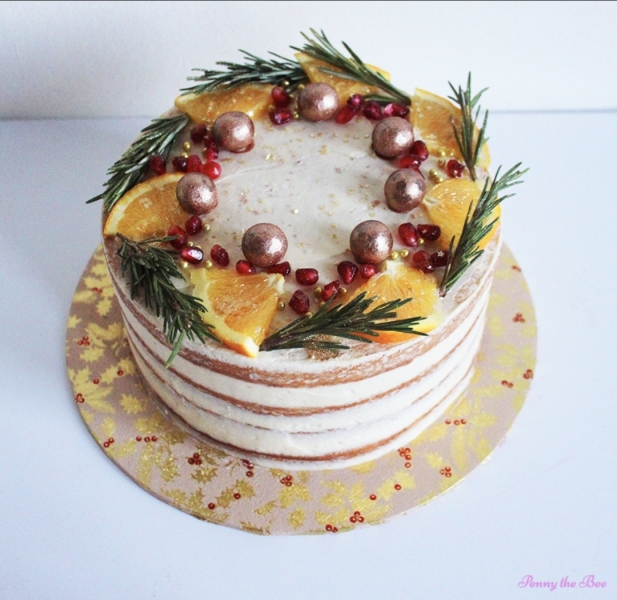 Naked Christmas cake?