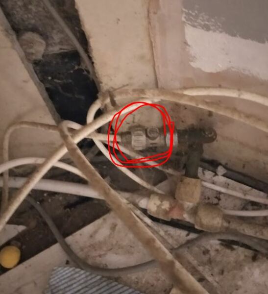 Emergency plumbing, been on hold for almost 40 mins.