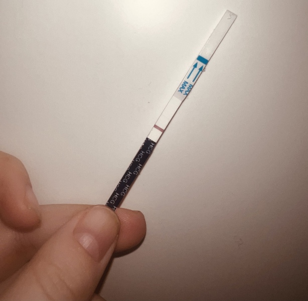 Am I pregnant? Is that a line????? 
