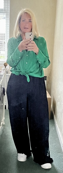 Help with footwear and top!