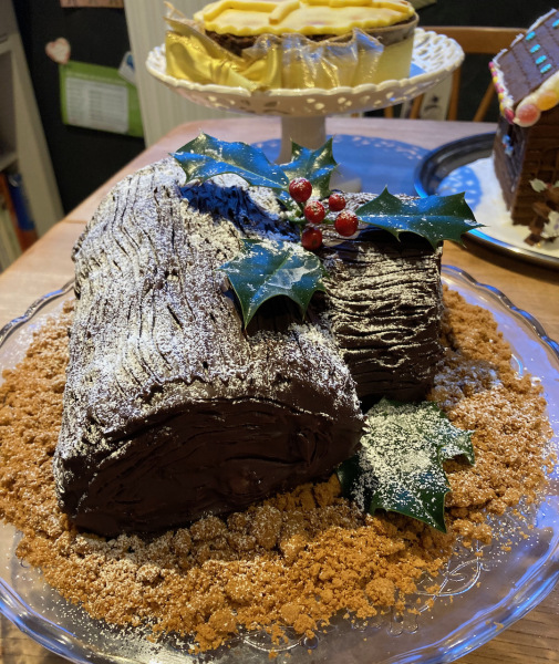 Thread 3 - TalkExiles: "The Planet Goes On Being Round"