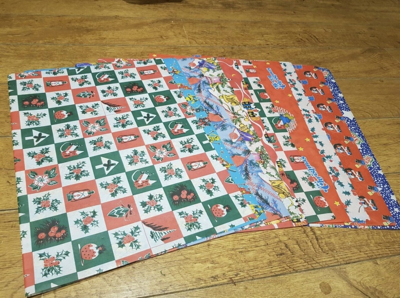 Do you wrap stocking fillers? 