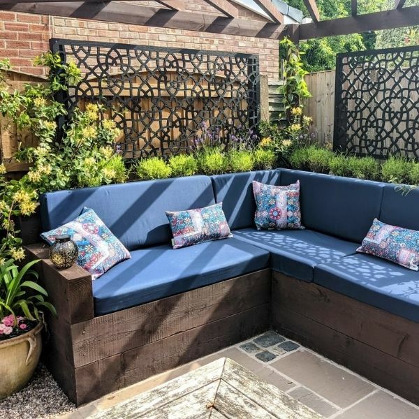 how to choose the best seat pad for your pallet furniture in garden