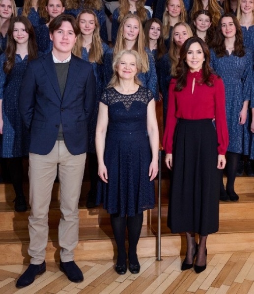 Royal Style: Charles and his wee boots, and please - plenty of (Preloved) bling!  