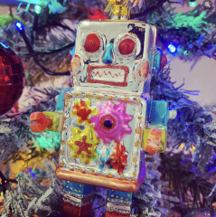 Show me your favourite Christmas tree decoration!