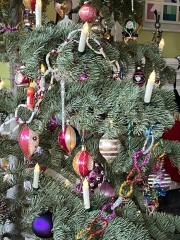 Show me your Christmas tree / decorations please. In need of inspiration