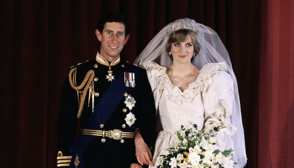 Diana's age at time of marriage. 