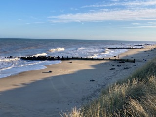 Come and tell me your dull and unexciting news 24: Calmly through the day 