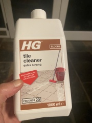 Cleaning limestone tiles