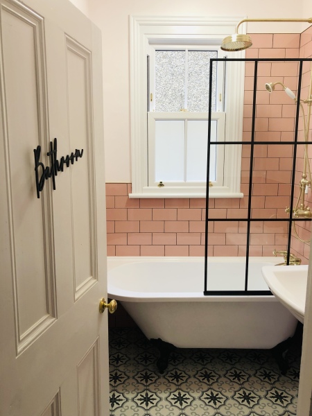 Help! White metro tiles or coloured tiles?
