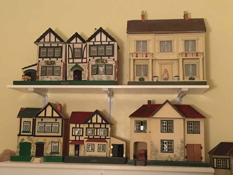 Does anyone have a dolls house? As a hobby?