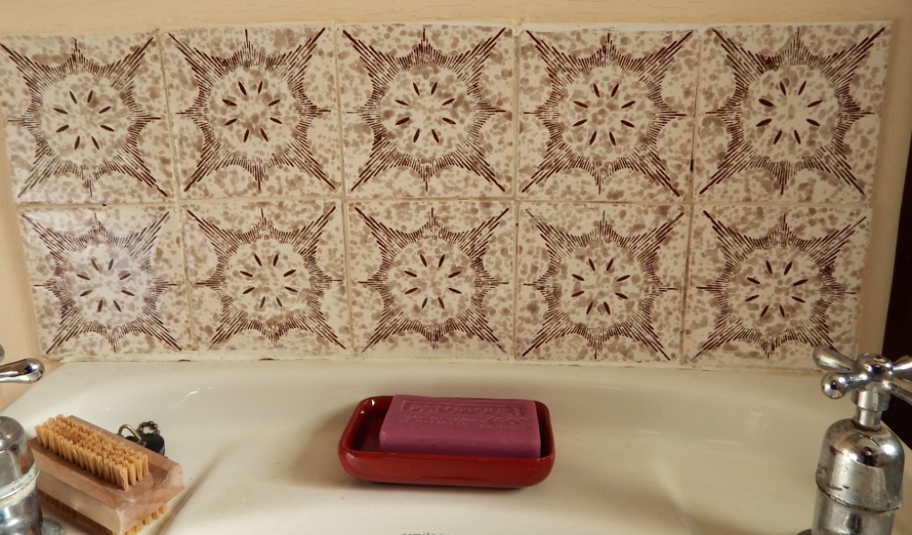 Thread 3 - TalkExiles: "The Planet Goes On Being Round"