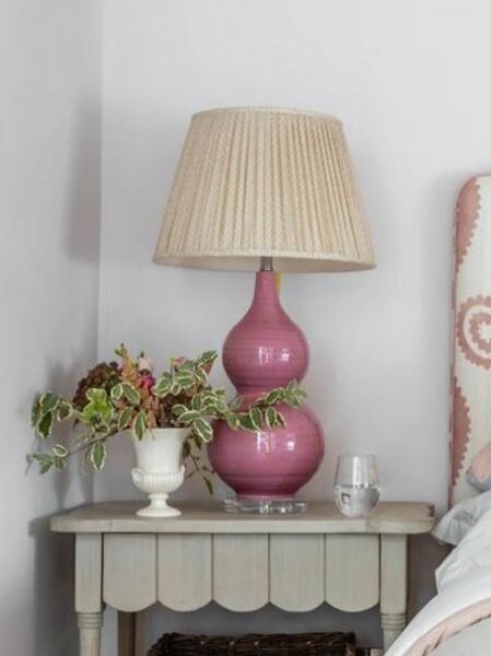 Where can I find a table lamp base like this one? (pic)