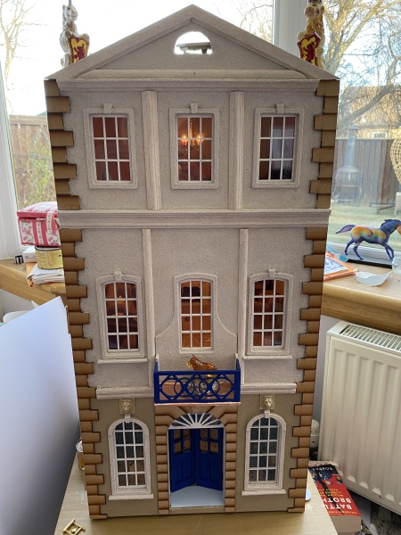 Does anyone have a dolls house? As a hobby?
