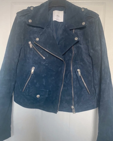 Would you be annoyed paying £7 for this jacket on vinted?