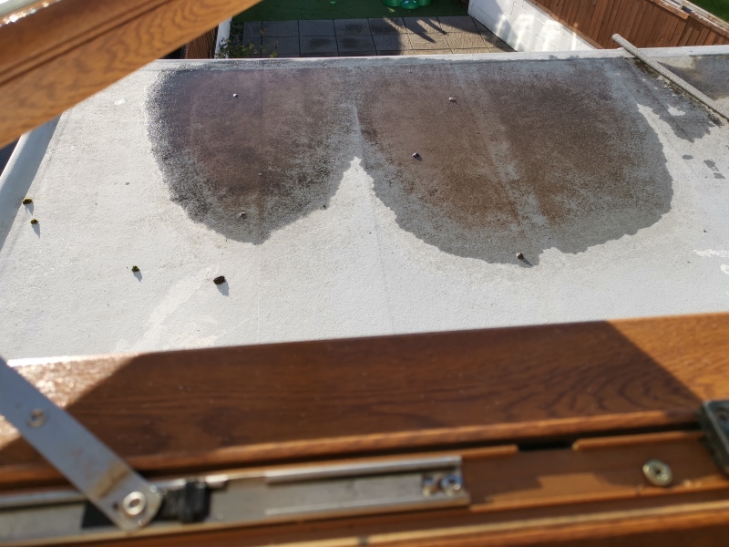 Help can anyone give ideas what this leak is? 