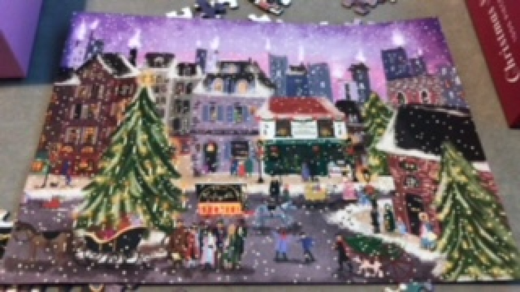 Anyone like to chat about jigsaws? 