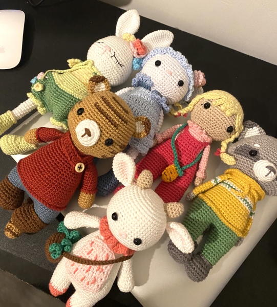 It's Crochet, Knit & Natter 10: New Year, New Yarn, New Thread!