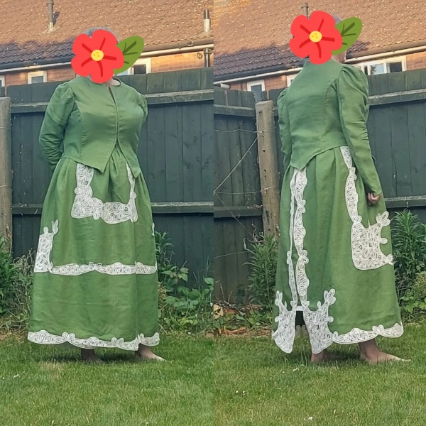 Does anyone know what designer/manufacturer made this fabric (pic)?