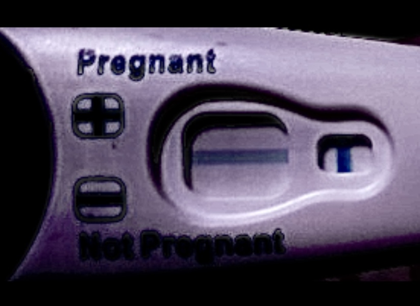 12 dpo. Anyone see a v faint line please?!
