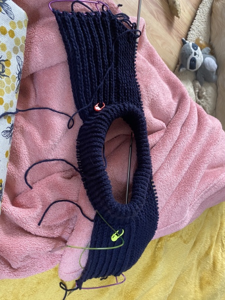 It's Crochet, Knit & Natter 10: New Year, New Yarn, New Thread!