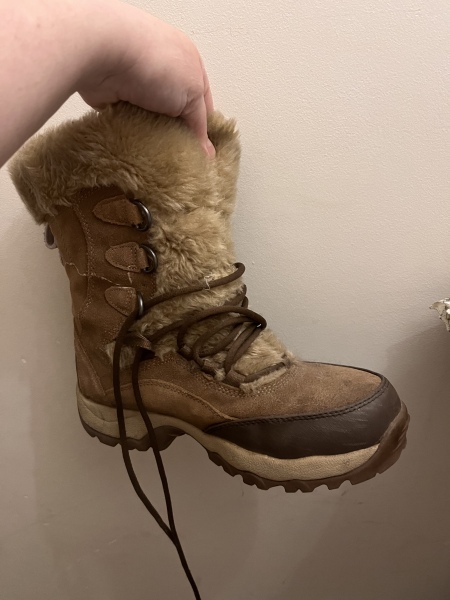 Warm walking boot