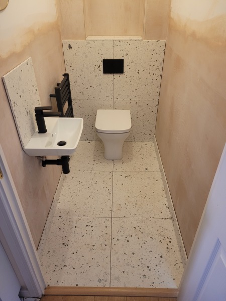 You haven’t seen an uglier bathroom than this one!