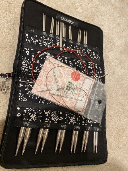 It's Crochet, Knit & Natter 10: New Year, New Yarn, New Thread!