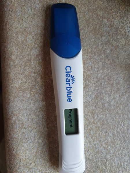 12 dpo. Anyone see a v faint line please?!