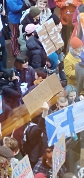 SNP demo - 'decapitate t*rfs'