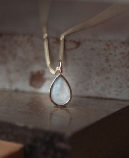 Breast milk jewellery- cute or wierd?!