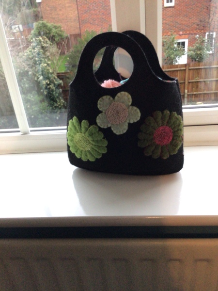 It's Crochet, Knit & Natter 10: New Year, New Yarn, New Thread!