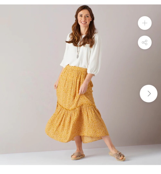 What would you wear with this skirt?