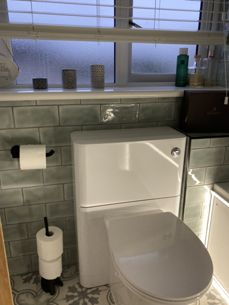 Bathroom with black taps/shower - yay or nay?!