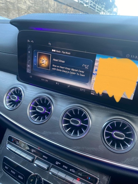 Can anyone identify this model of car for me please?