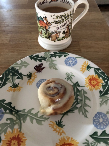 'Packed' breakfast in bed ideas please?