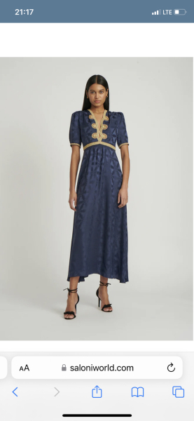 Les Parisiennes des Mamansnet: Always Have a Ball Gown at the Ready in Celebration of Your Enemy's Demise