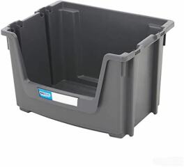 For those of you who sort the clean laundry into one basket per person 