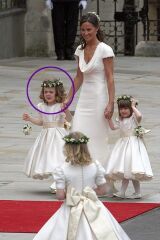 Anyone else think Kate is coming across as a bit precious and over-sensitive? Baby brain, lip gloss etc.