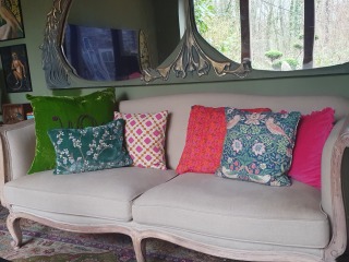 Colour advice lounge