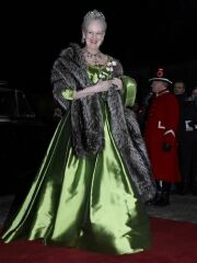 Royal Style: keep the Erdem, but bring on the tiaras! 