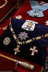 Royal Style: keep the Erdem, but bring on the tiaras! 