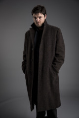 Swagger Inn 173 - Winter is coming, wrap up in someone warm.