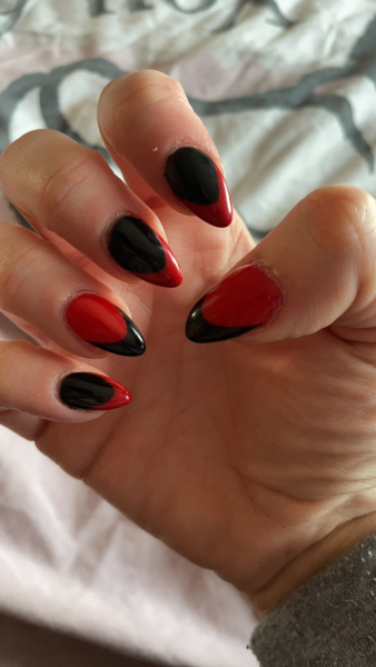 Can i see your nails?? ❤️ 