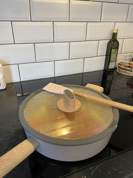Help! Can I leave something to slow cook in this?