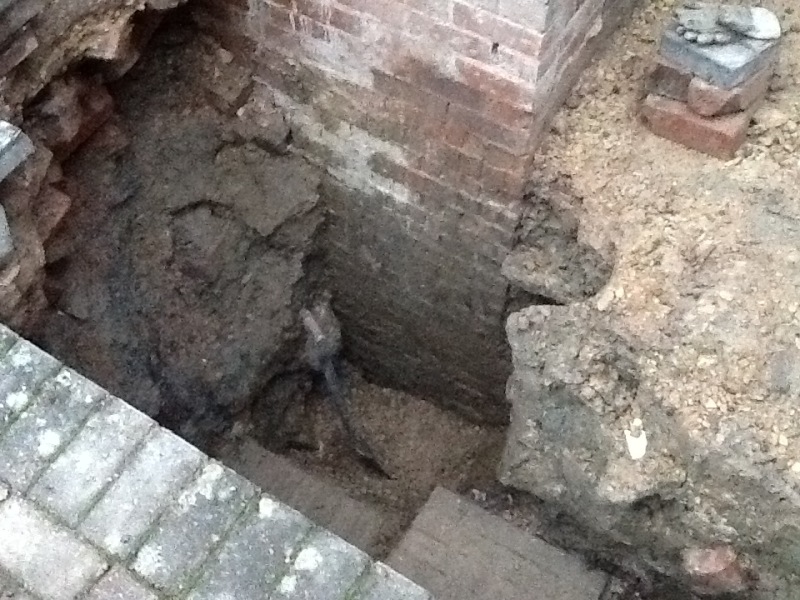 Waterproof membrane for damp walls