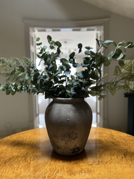 I need a large gold/brass thing. 