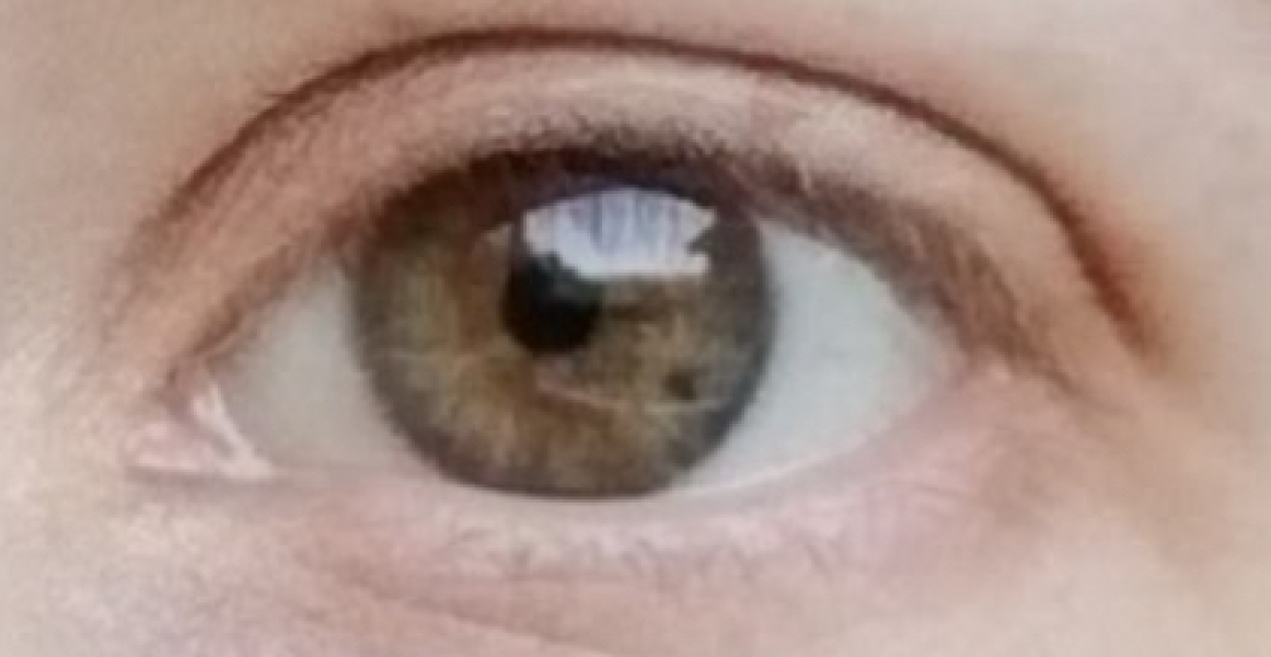 I'm 40 and I don't know what colour my eyes are! Photos