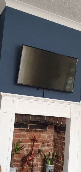 F&B navy blue colour to spray paint kitchen?