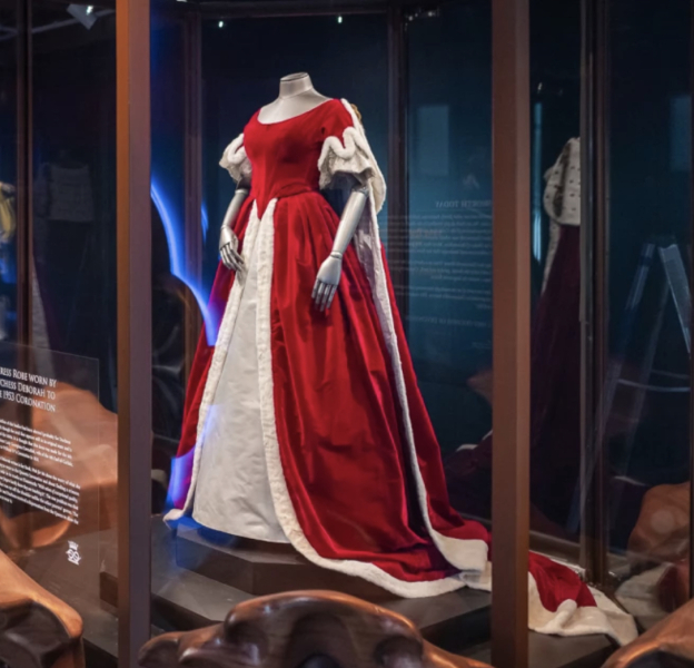 Royal Style: keep the Erdem, but bring on the tiaras! 